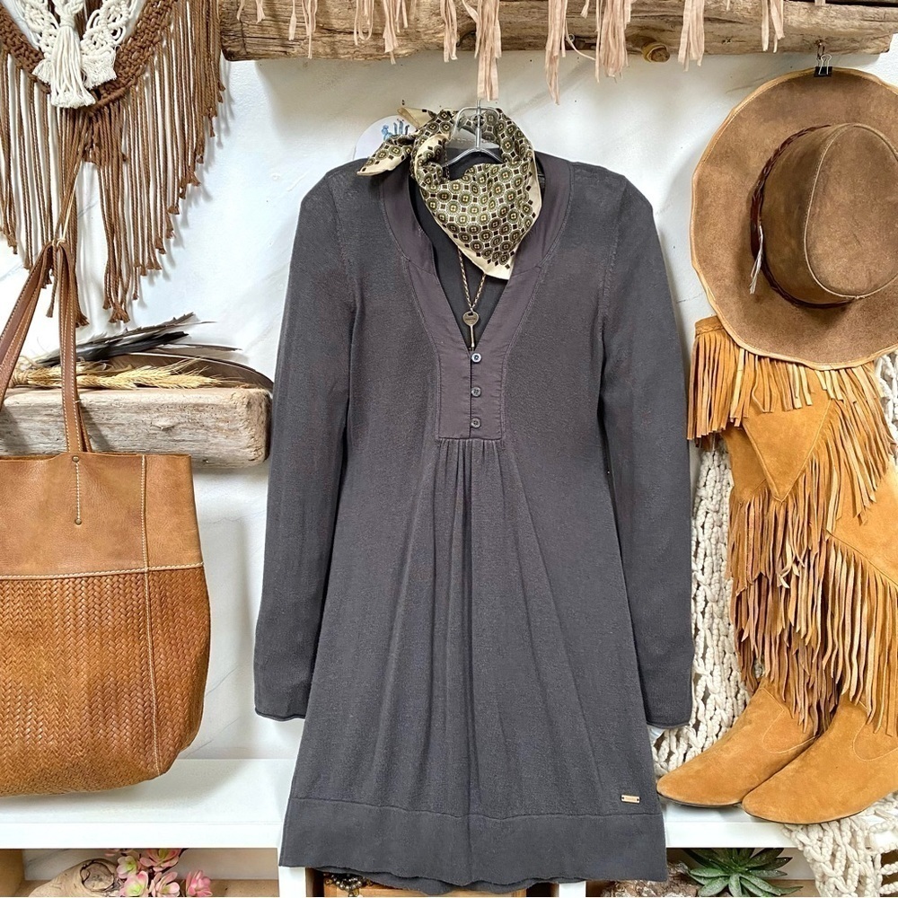 Roots summer sweater dress in lightweight soft material & cottage cabin vibe